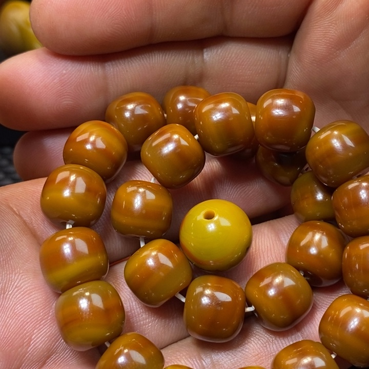 未镶嵌战国红手链玛瑙/玉髓坚*