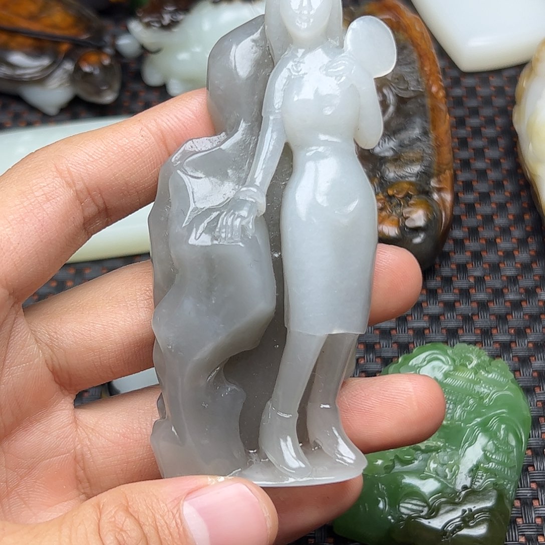 和田玉未镶嵌挂件