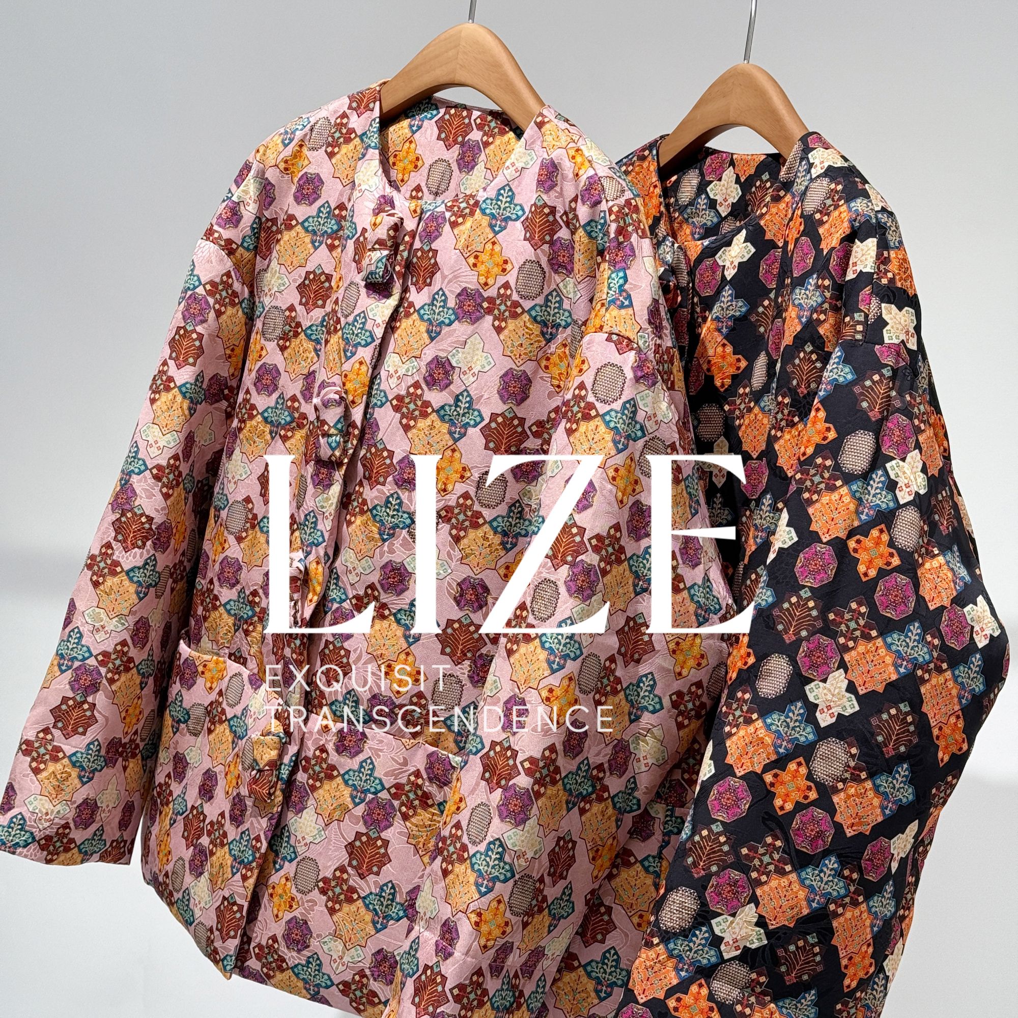 LIZE「L0732」带围巾.鹅绒服