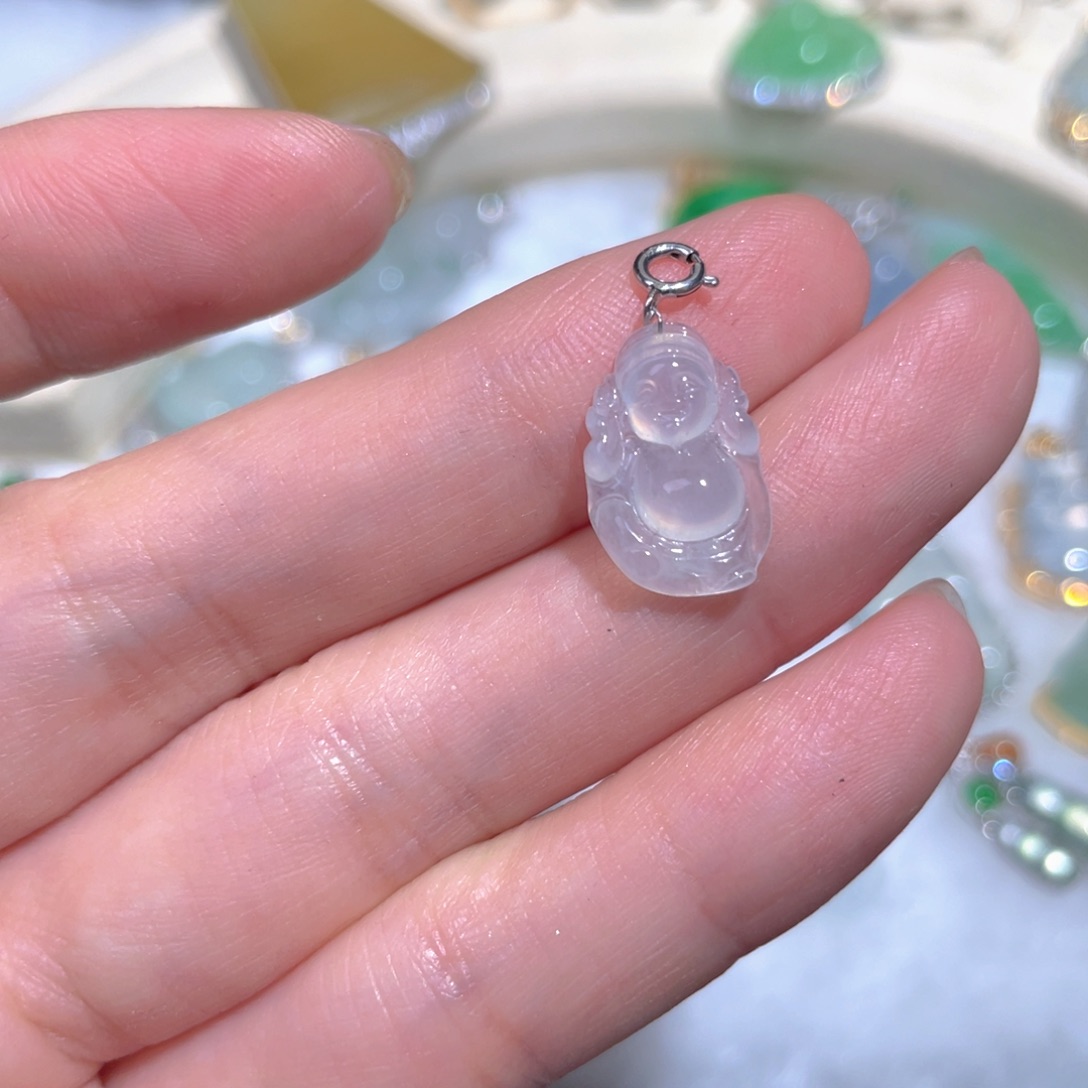 翡翠颈饰18K金镶嵌翡翠