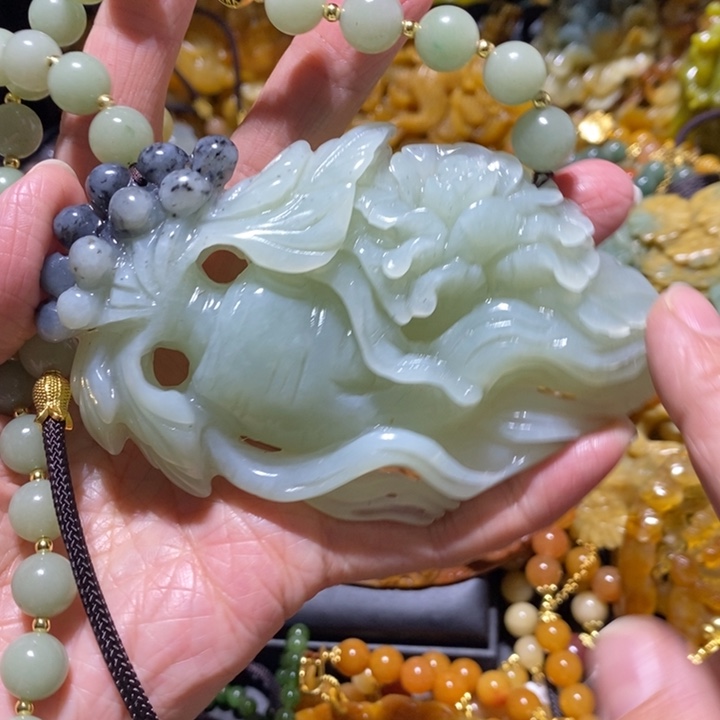 岫玉岫玉吊坠未镶嵌