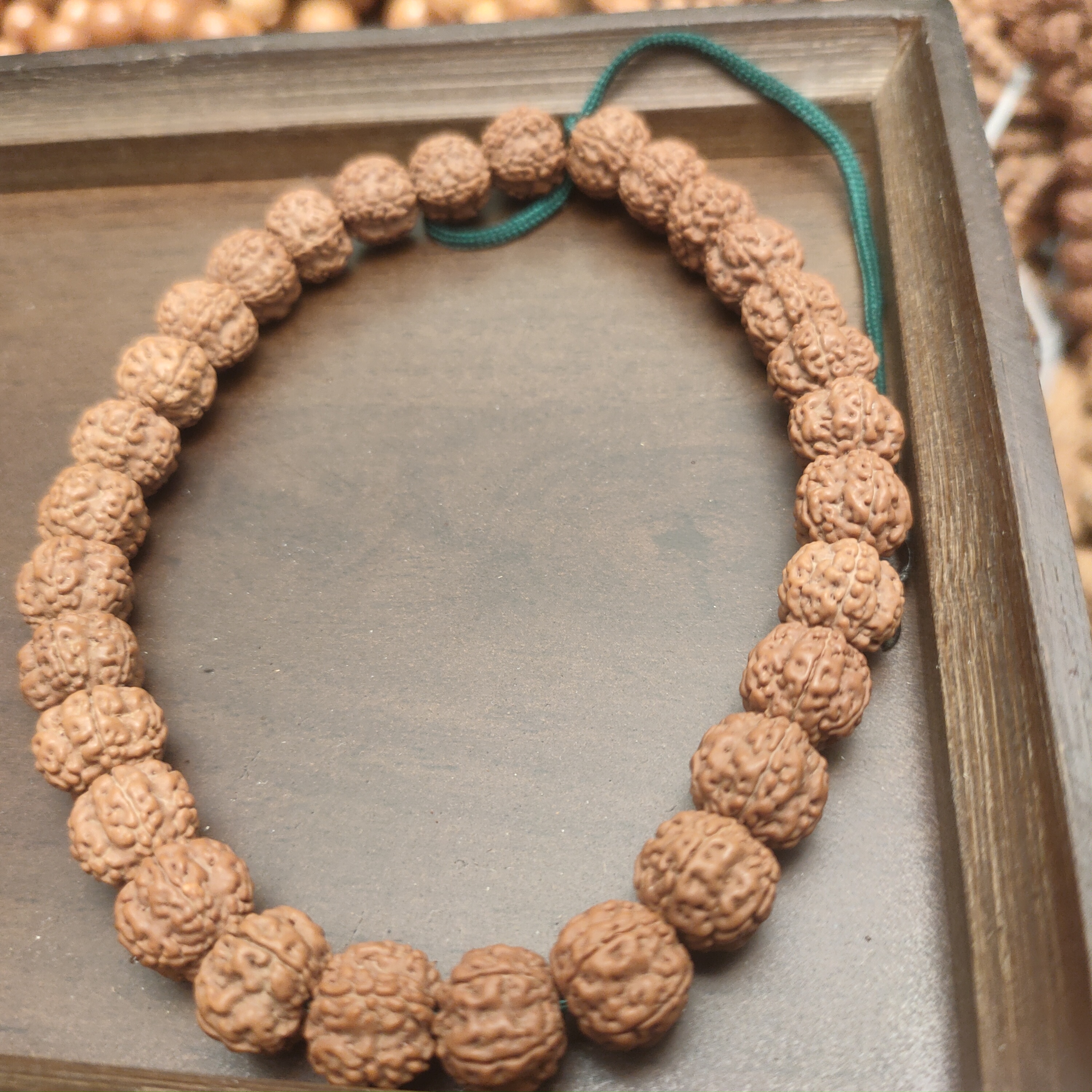 国工花王手持10-11mm左右金刚菩提手串印尼小金刚菩梅花