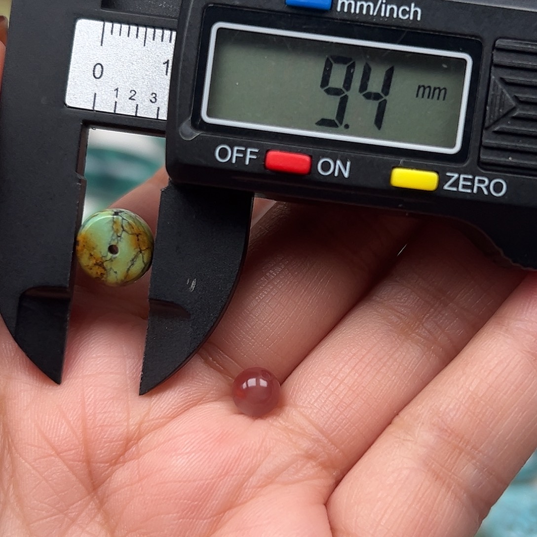 南红玛瑙未镶嵌珠宝奇石