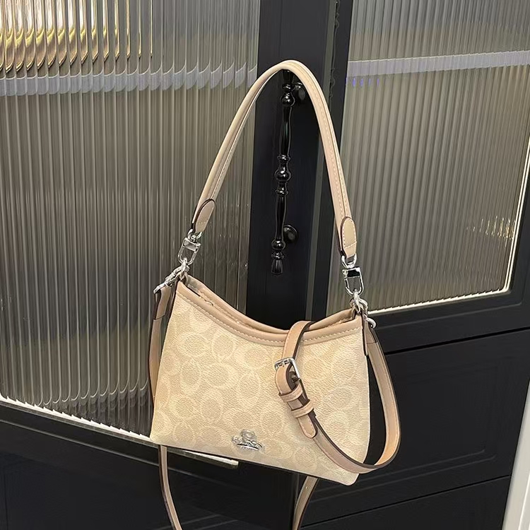 秋冬新款必备时尚百搭轻奢高品清货单肩斜跨