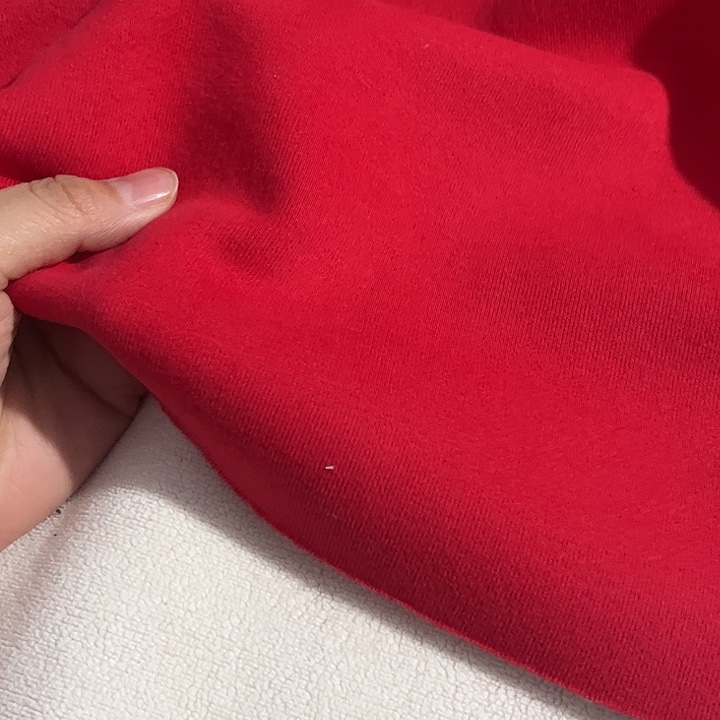 大红色奥粒绒1.8×2米长带螺纹