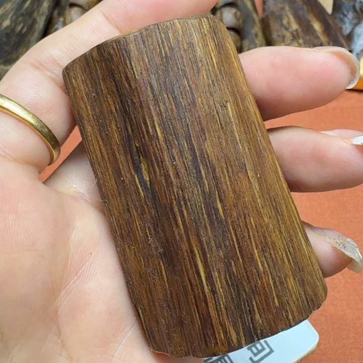 大叶紫檀（黑酸枝木类）