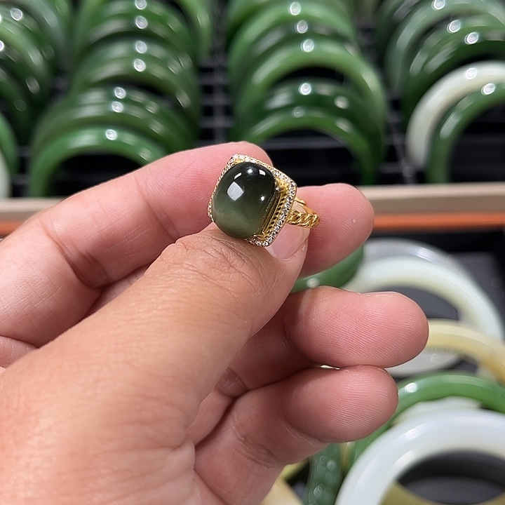 X***X和田玉未镶嵌戒指