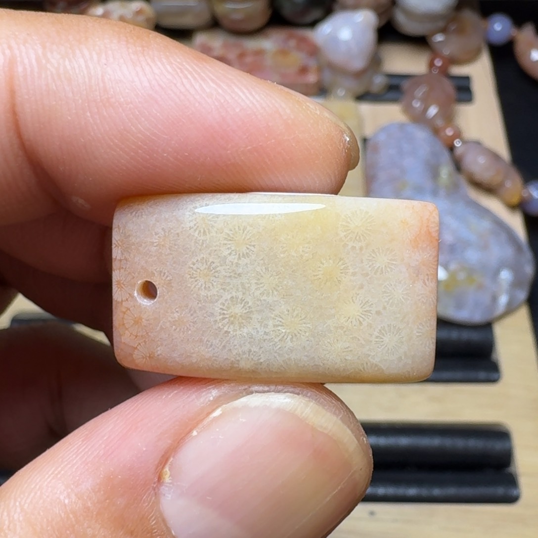 硅化玉纯天然色有机玉石保真色未镶嵌