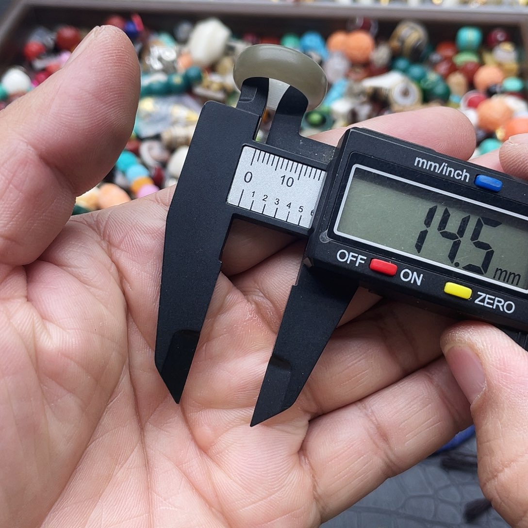 C***.玛瑙/玉髓未镶嵌珠宝半成品