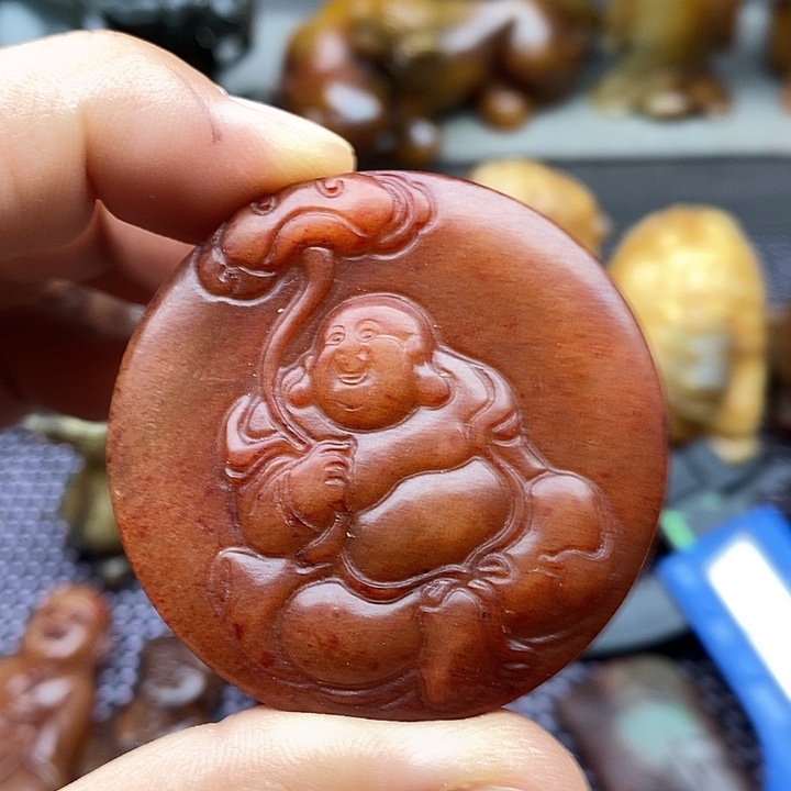 未镶嵌蛇纹石玉颈饰