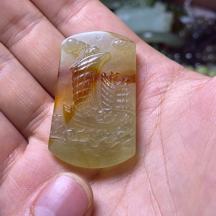 岫玉岫玉颈饰未镶嵌