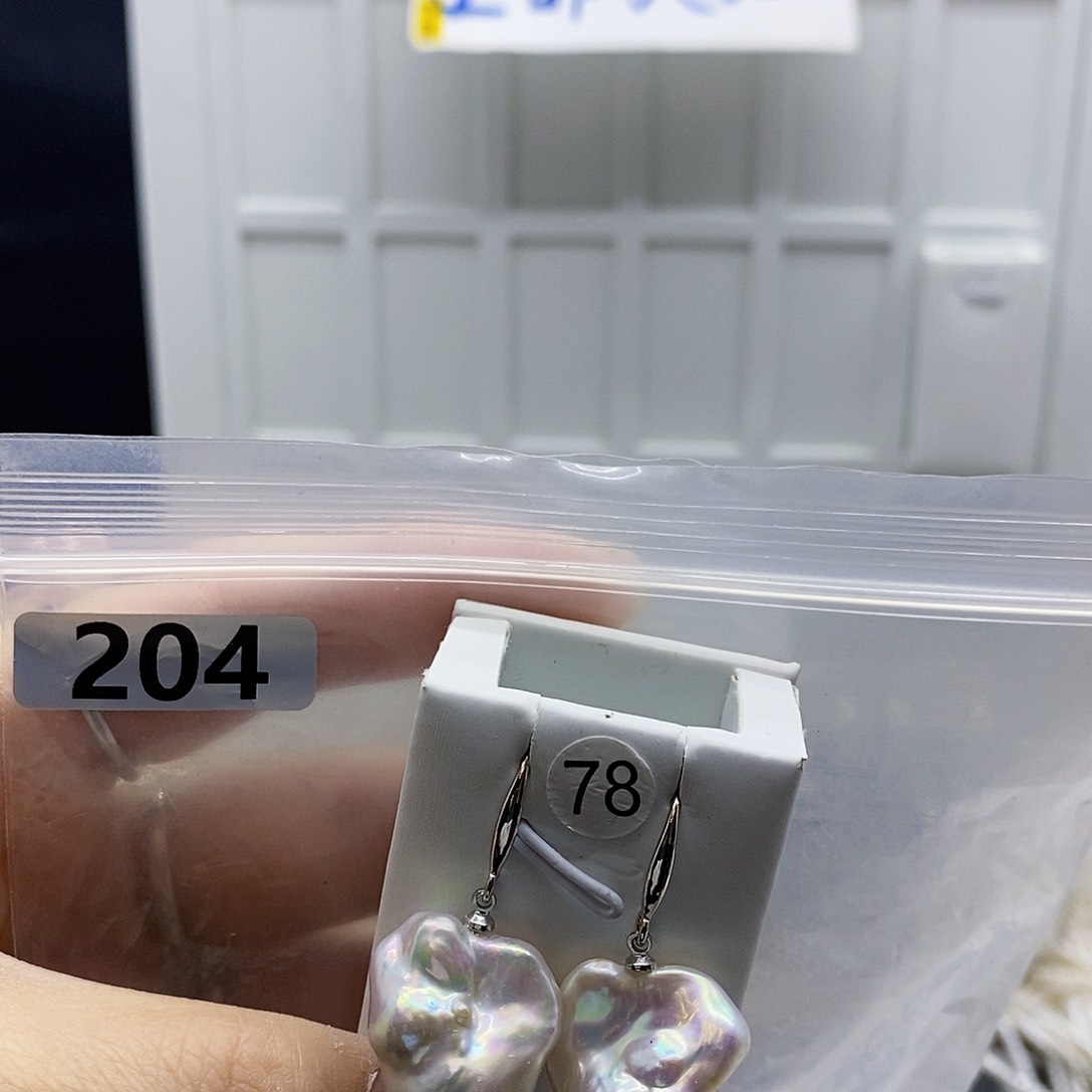 颈饰合金淡水珍珠