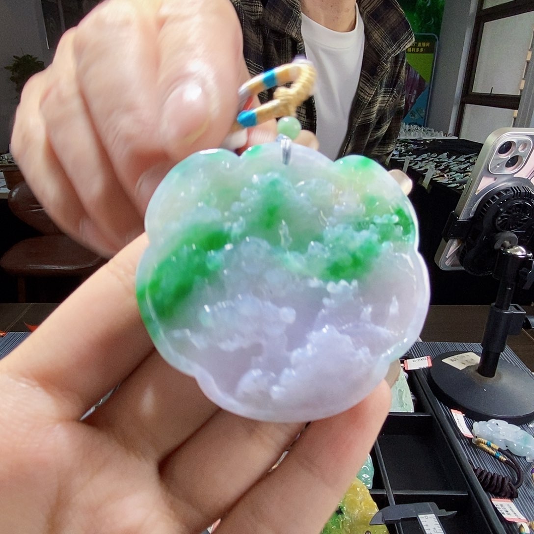 颈饰未镶嵌翡翠翡翠