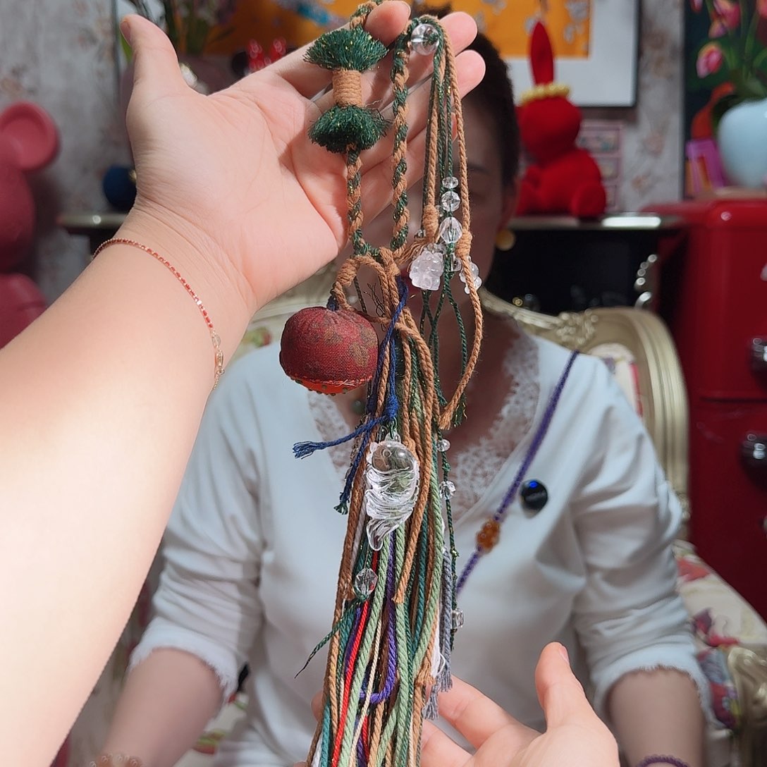 水晶手串未镶嵌车挂