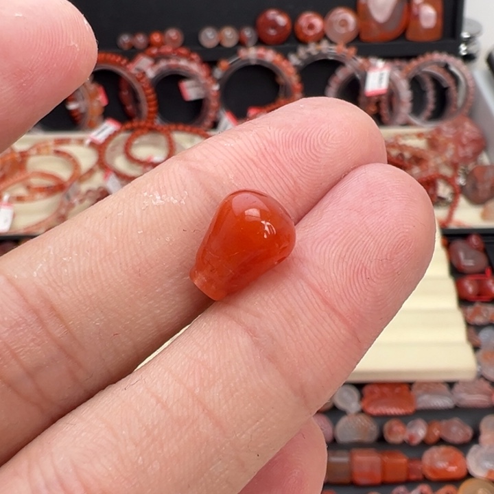 南红玛瑙未镶嵌颈饰三通