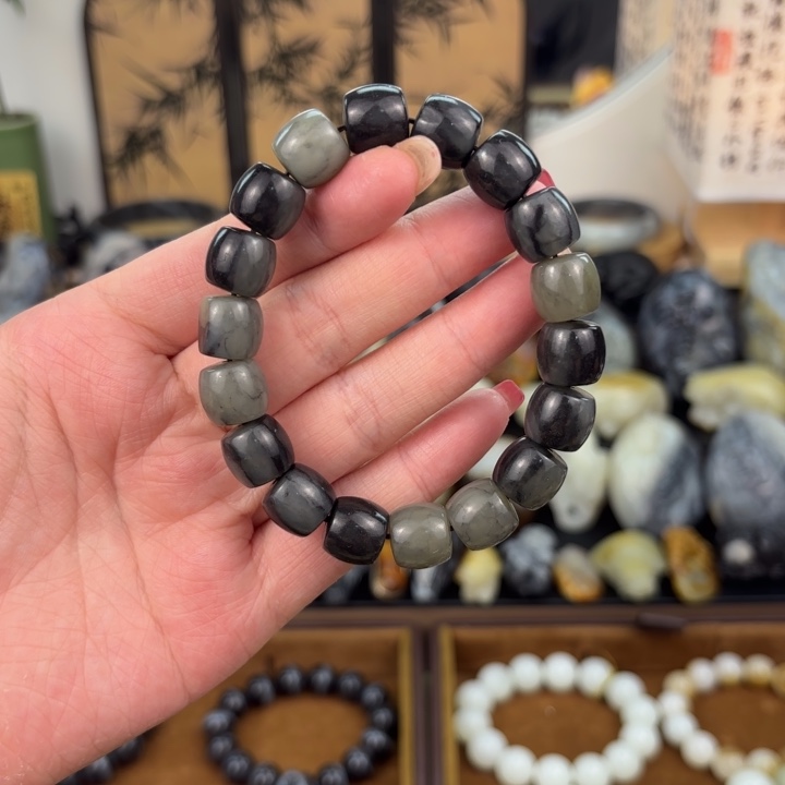 未镶嵌手串和田玉