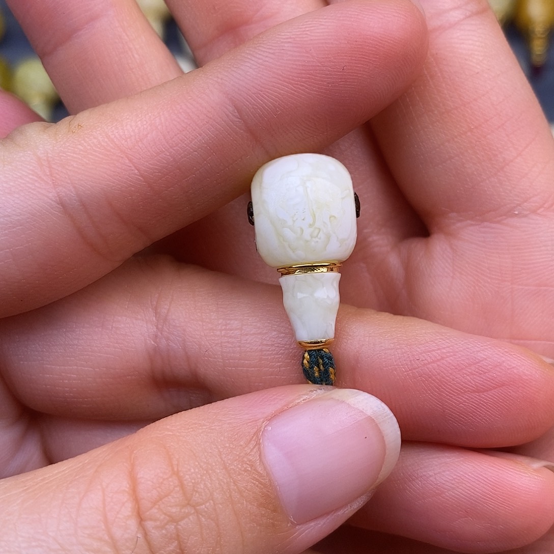 琥珀18K金镶嵌裸石12mm 蜜蜡金腰带三通