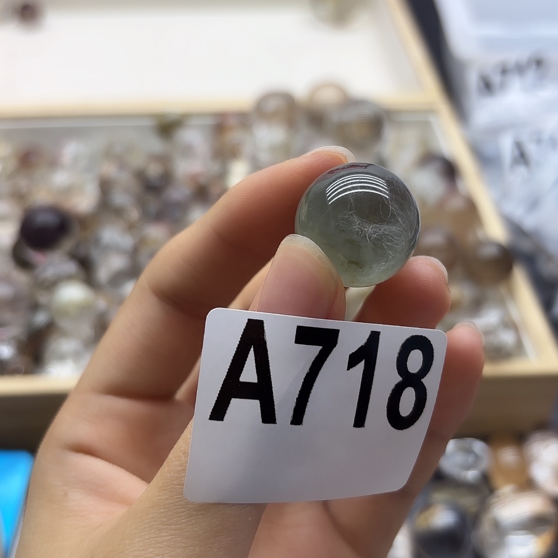 澹***台珠宝半成品未镶嵌水晶718