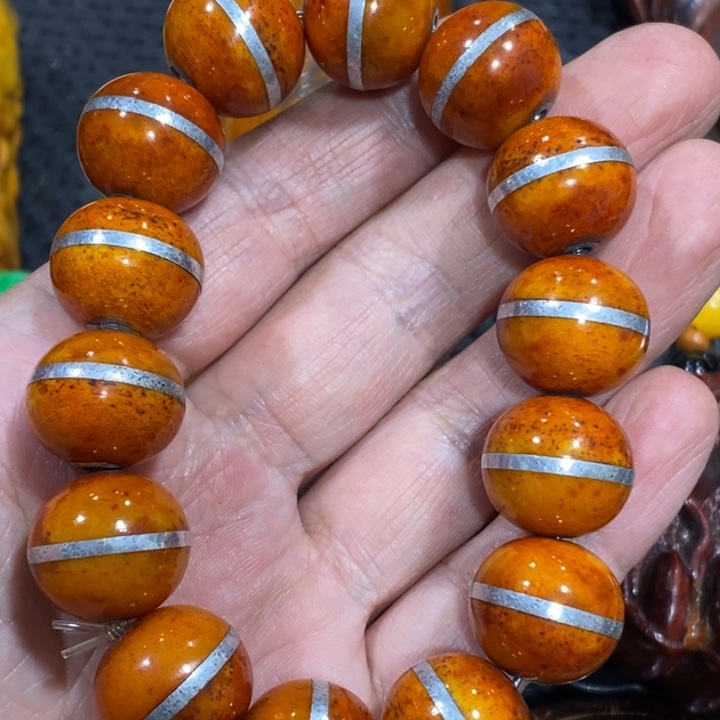 滴血莲花菩提手串