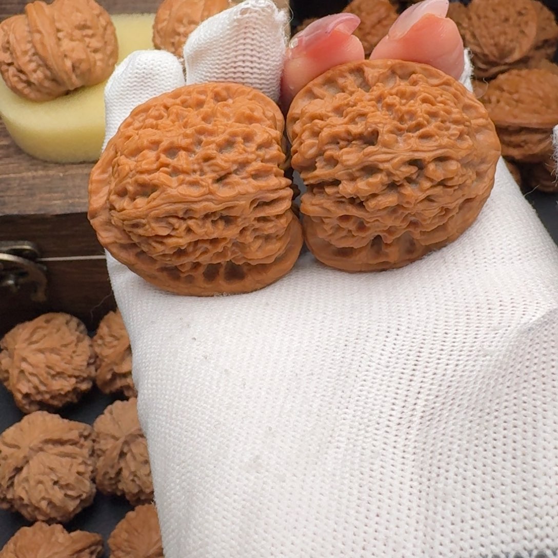 文玩核桃把件38南疆4456