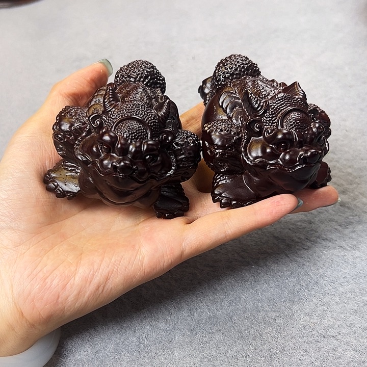 阳***@黑檀木精品手把件一对