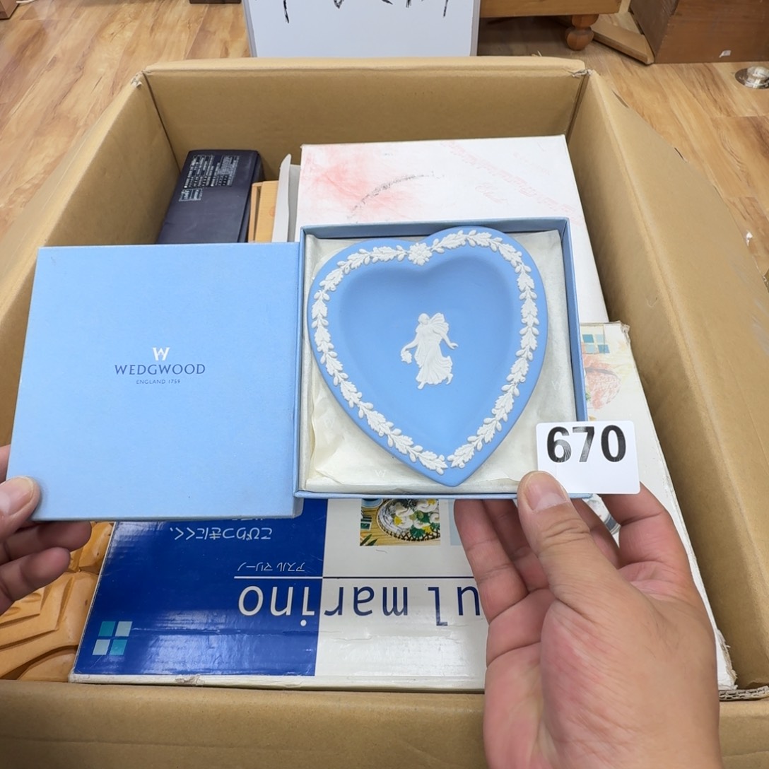 瓷片工艺品摆件瓷器摆件正能量