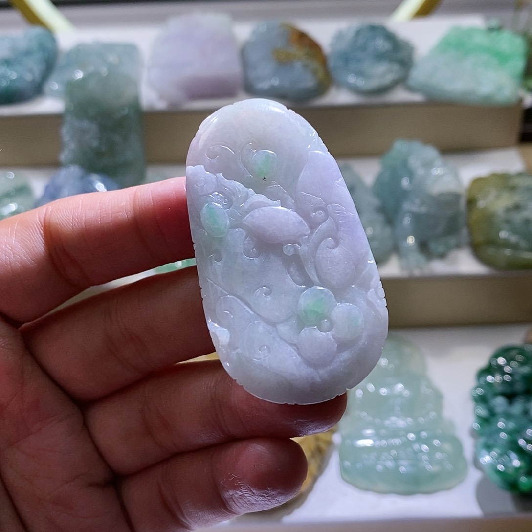 【闪购商品】翡翠颈饰未镶嵌荷叶鱼