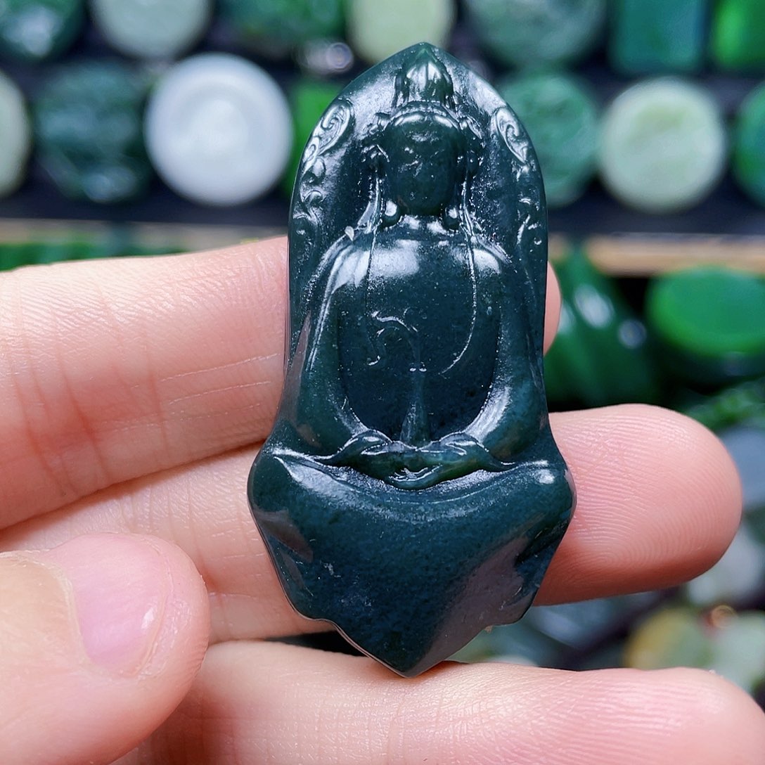 和田玉未镶嵌珠宝半成品