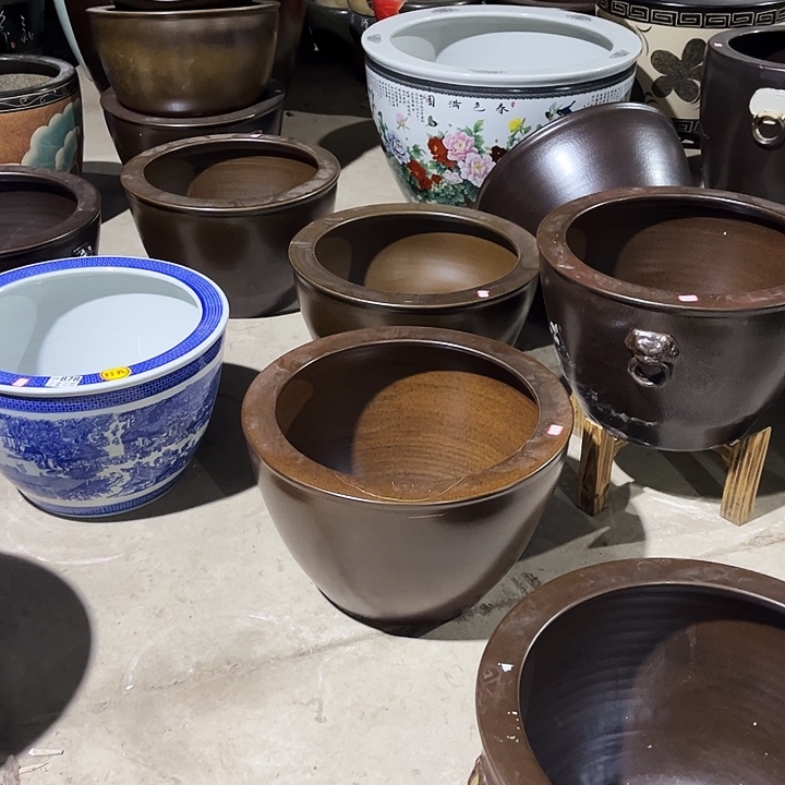 巴***@景德镇陶瓷鱼缸艺术