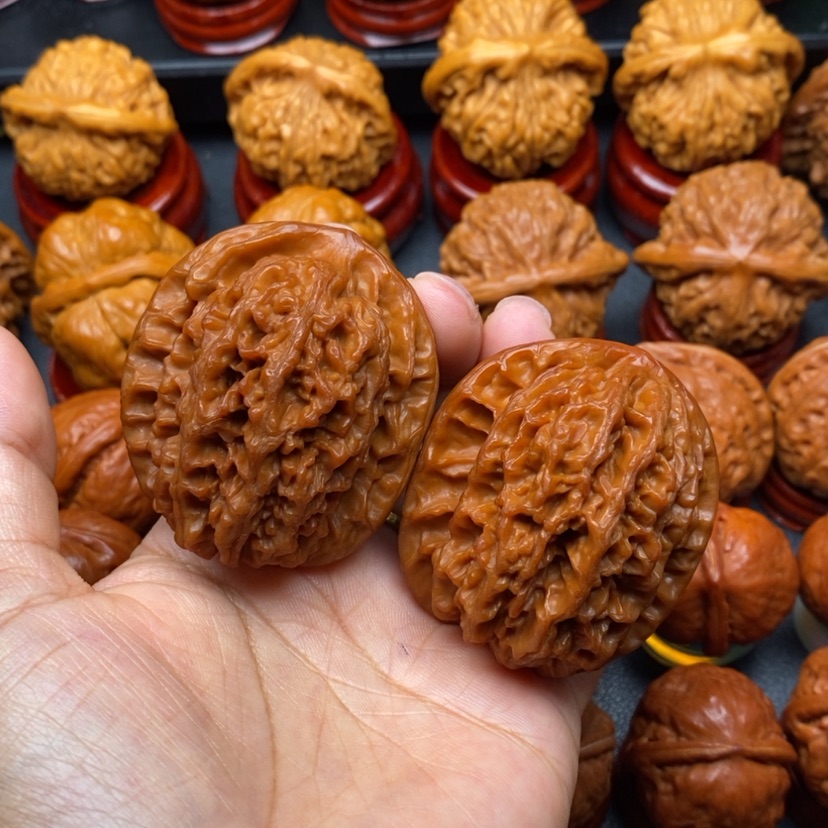 【闪购商品】文玩核桃把件44大花