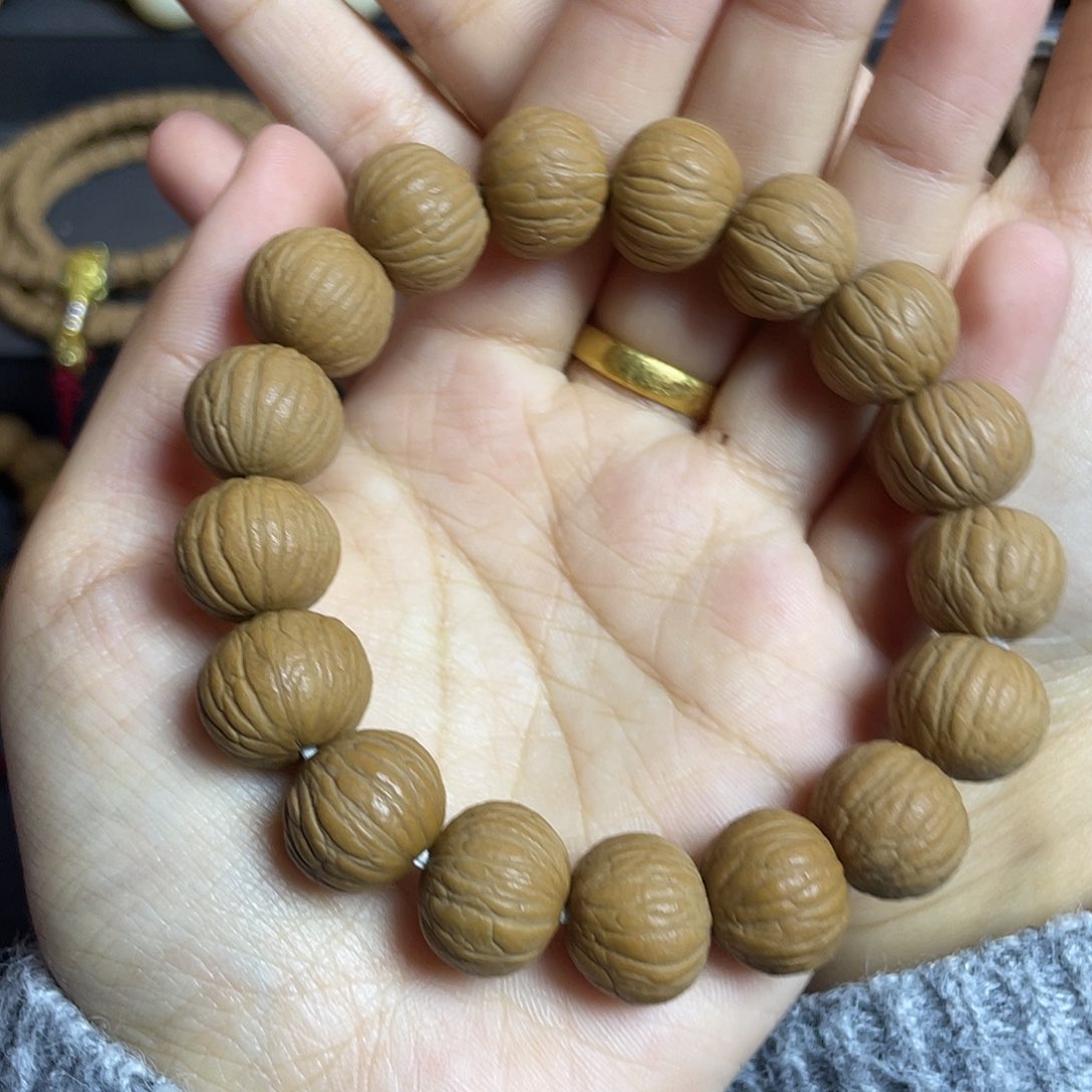 猴头核桃吊坠原皮猴头手串