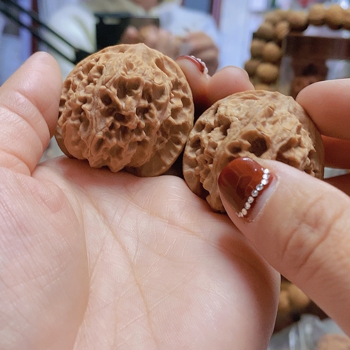 【闪购商品】文玩核桃把件41.5苹果大肚子