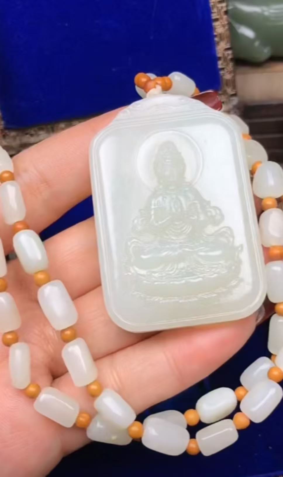 和田玉山料 挂件 菲菲