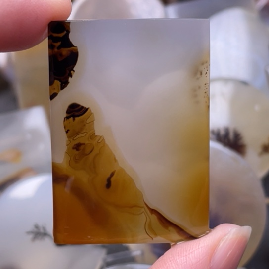 玛瑙/玉髓吊坠(赠链)未镶嵌