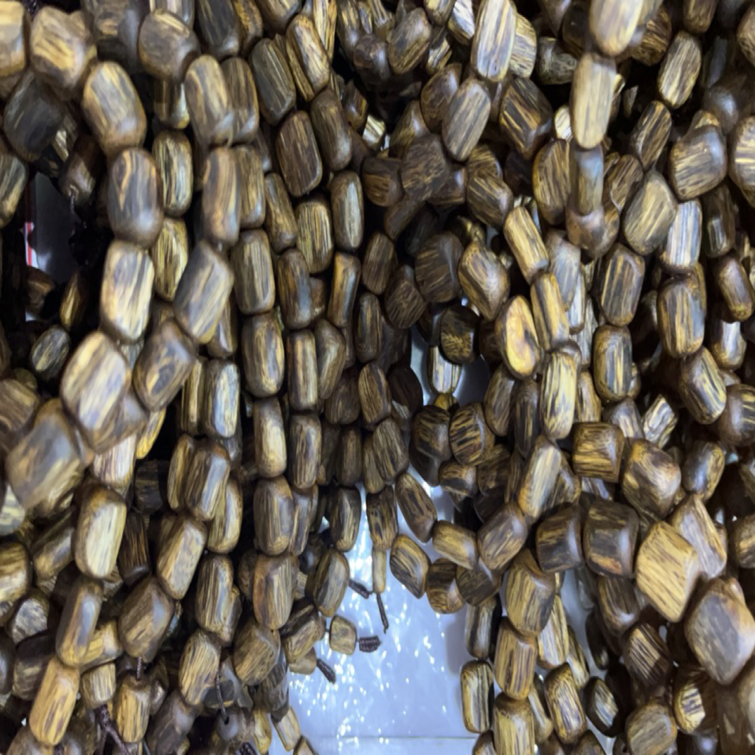 沉香树心结油随型 10mm 单 9g+ 多样性发一