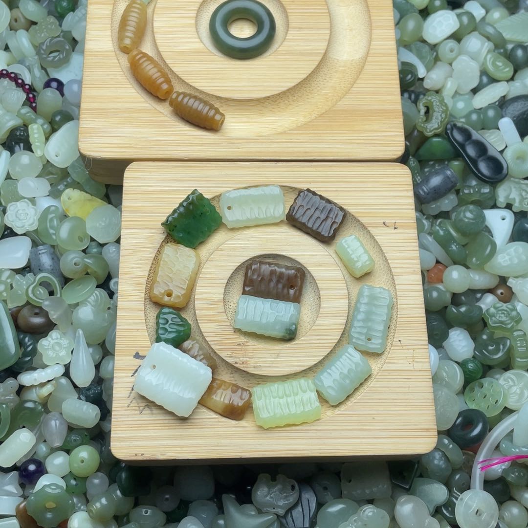 未镶嵌手绳和田玉旺****?