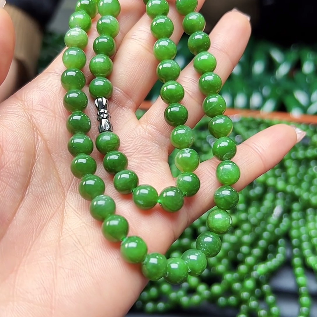 和田玉（碧玉）未镶嵌颈饰卡8