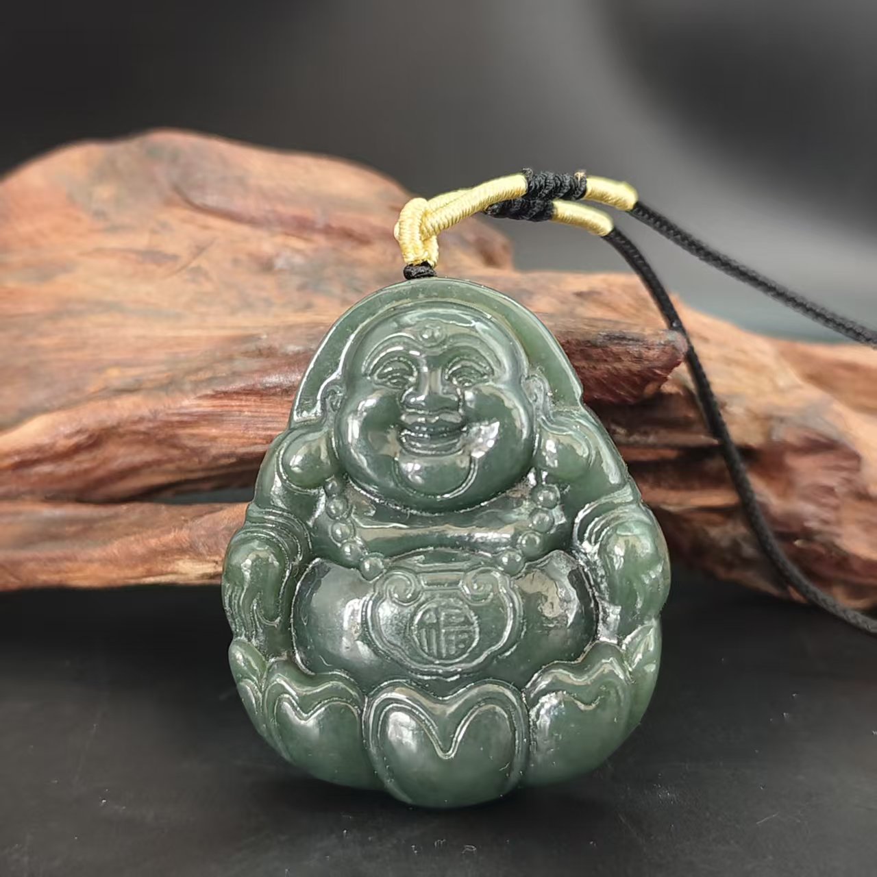 Q和田玉佛公吊坠2489