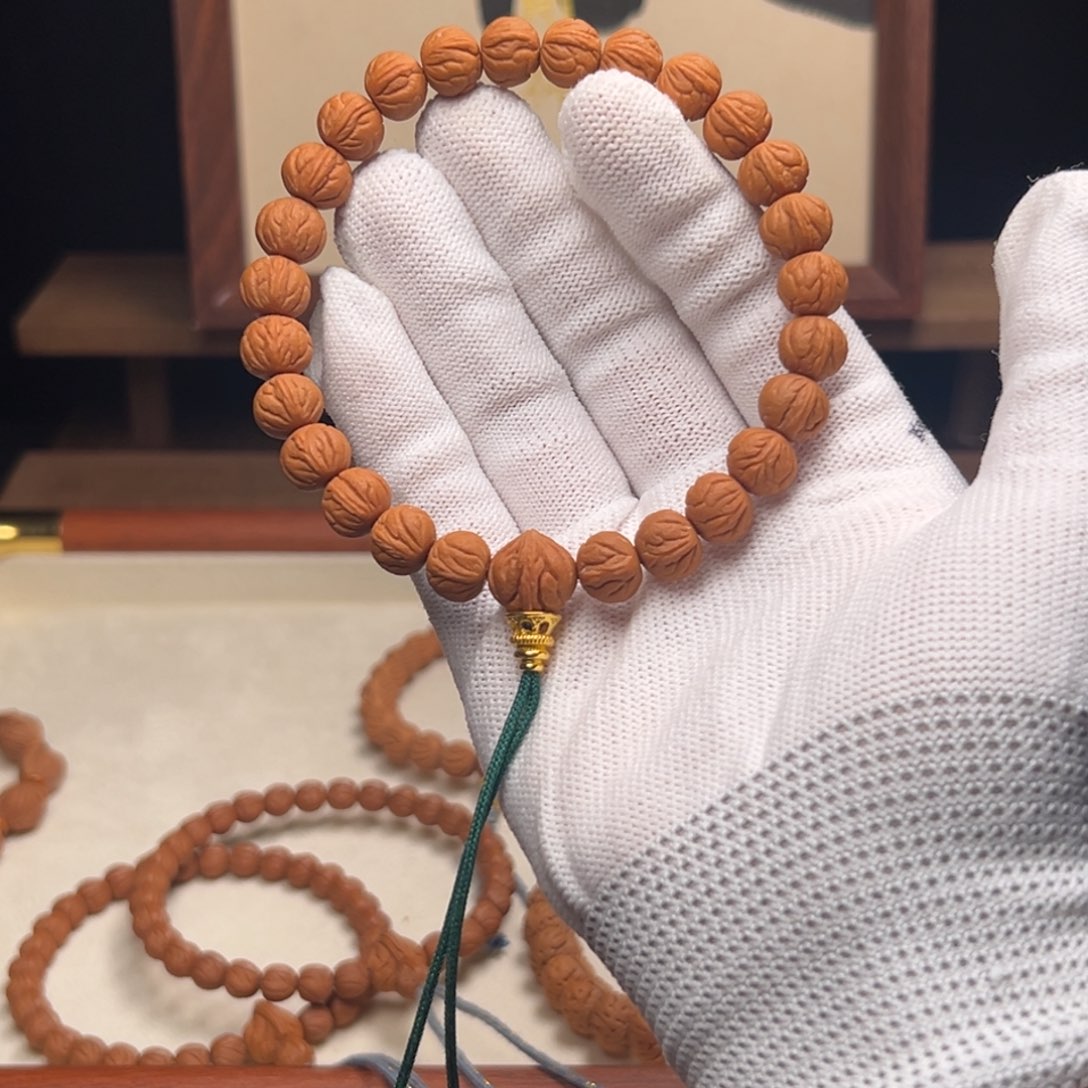 木质类陕西秦岭龙纹桃核