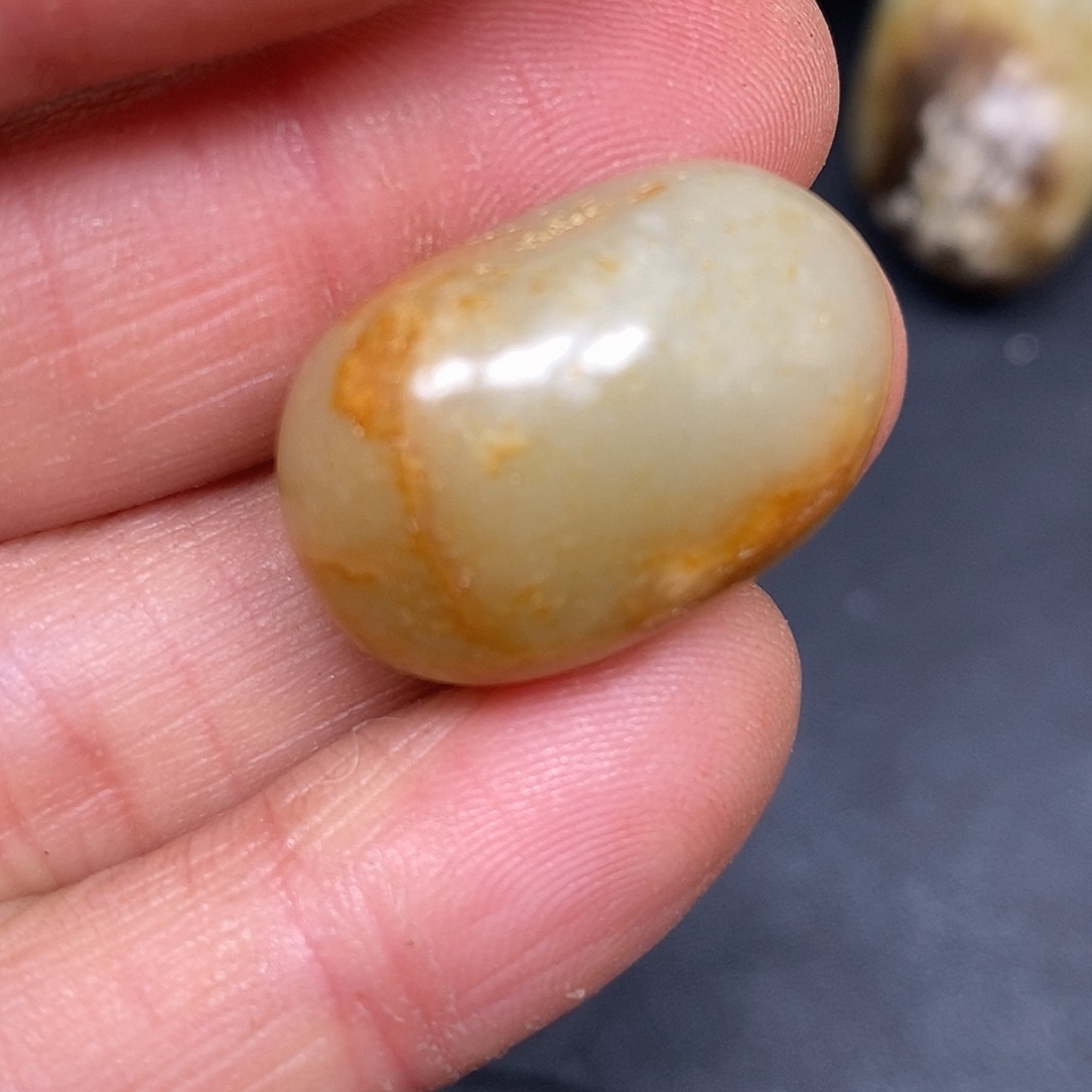 和田玉未镶嵌珠宝奇石