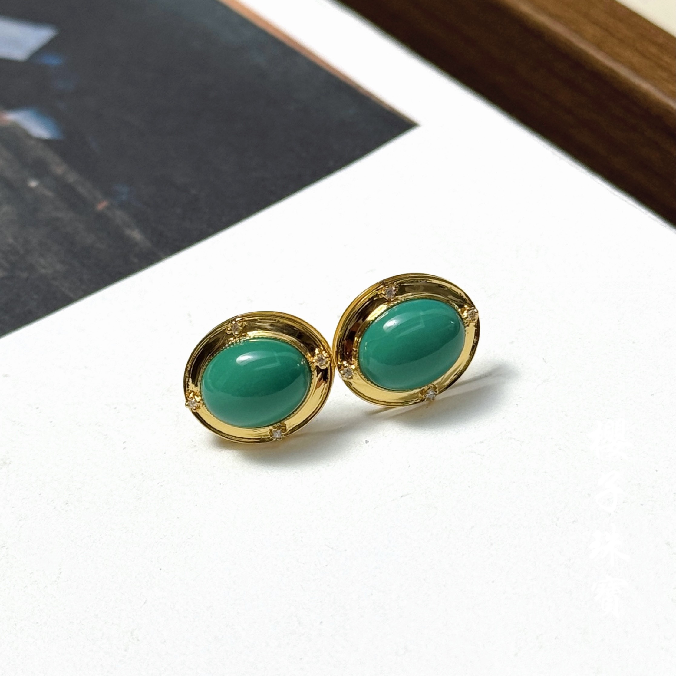 樱子 | 风琴 18K金镶绿松石高瓷蛋面时尚设计耳钉*YZLSE2109