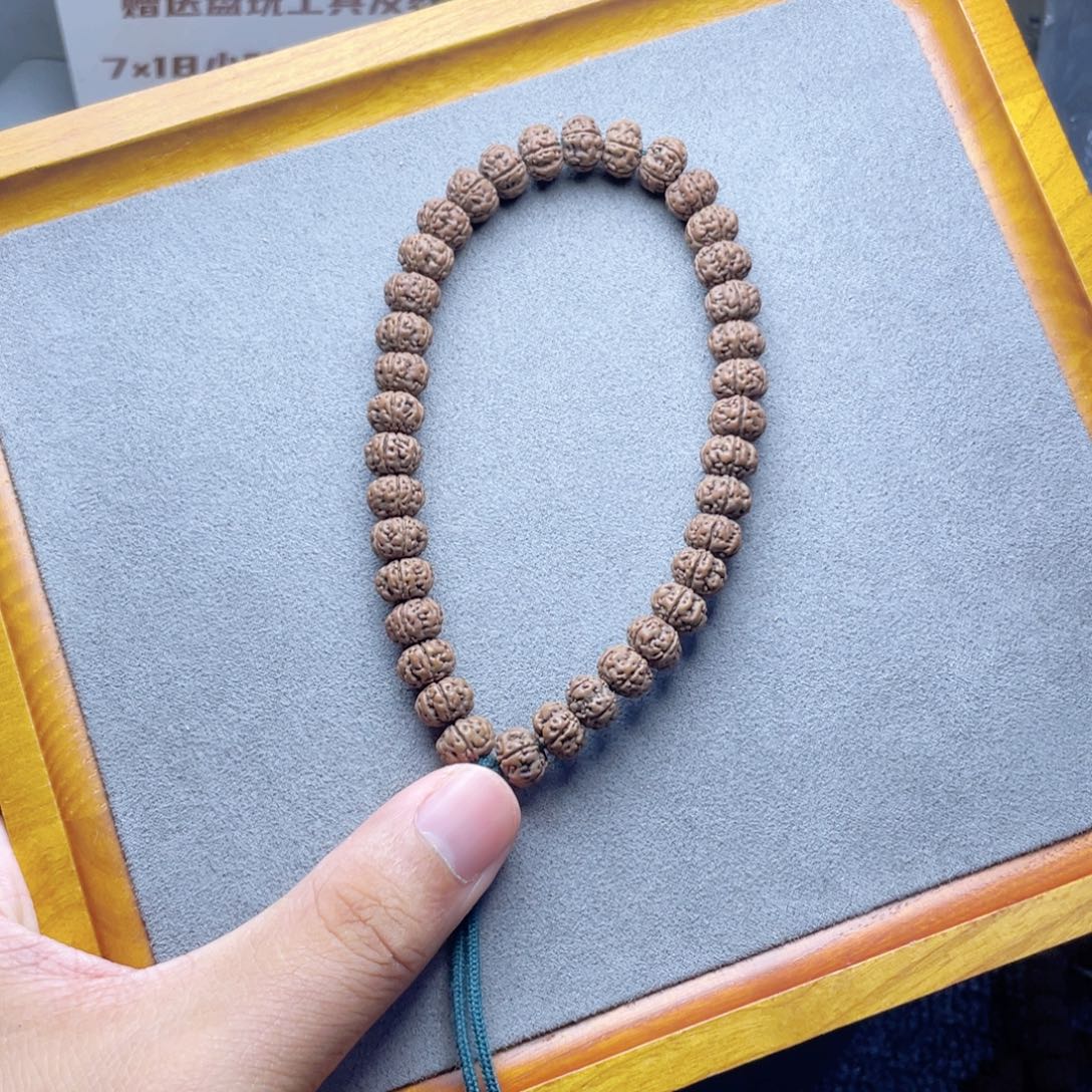 金刚菩提吊坠老树王