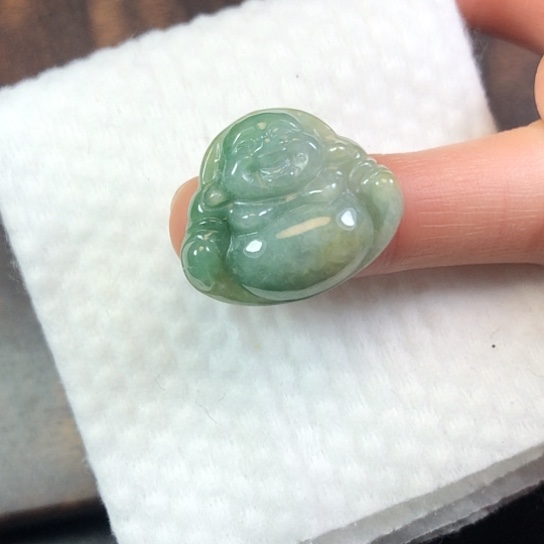 翡翠未镶嵌颈饰缅甸A货，每天下午1点半开播