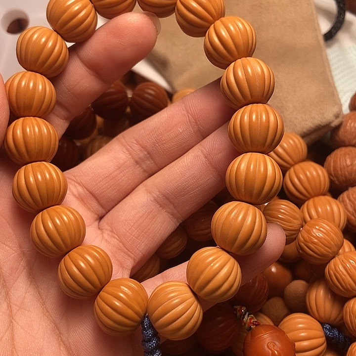 猴头核桃吊坠A****血手持