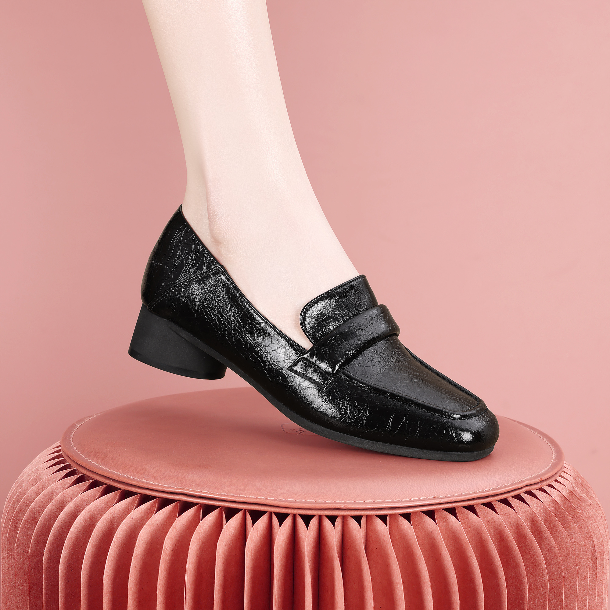 梵芮诗2025年春季新款舒适简约百搭轻奢低跟时尚气质单鞋-H1172