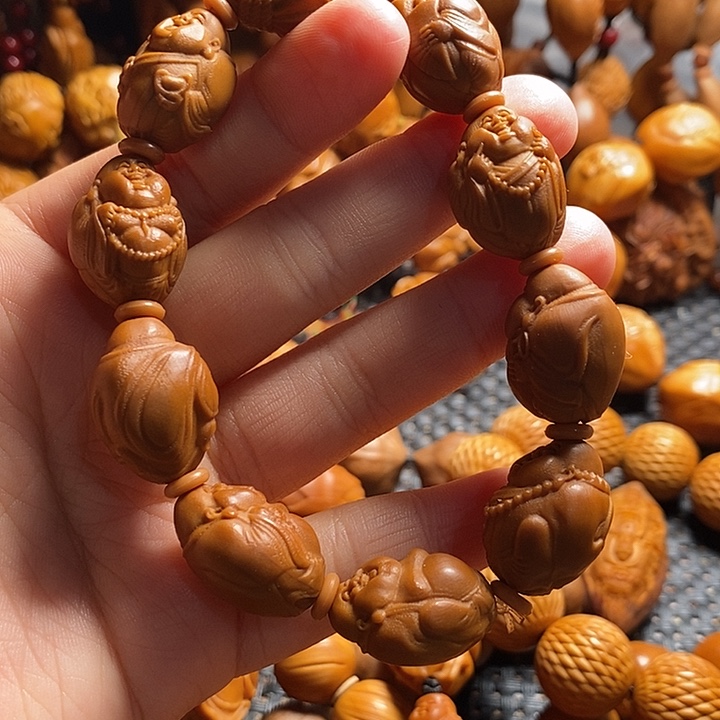 吊坠橄榄核弥勒手串