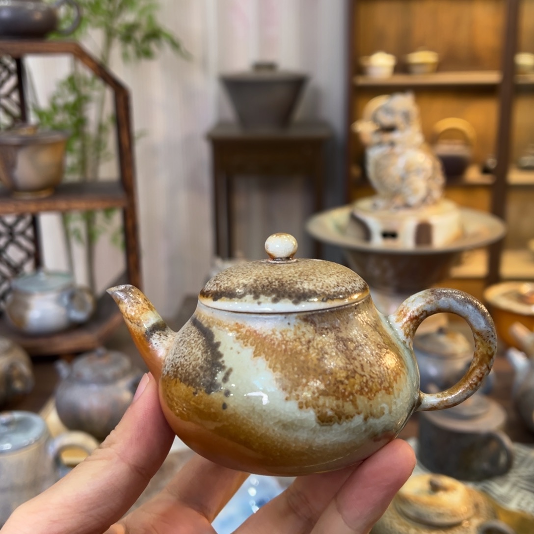 不染柴烧精品梨壶