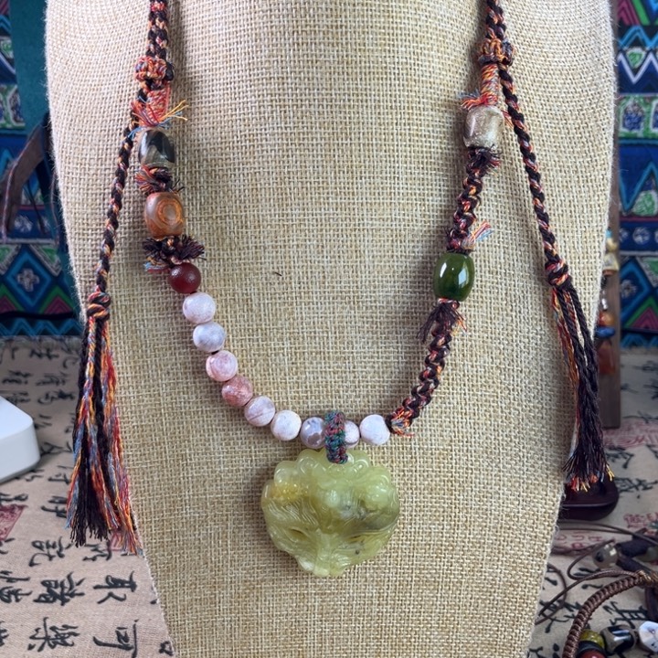 玛瑙/玉髓未镶嵌颈饰