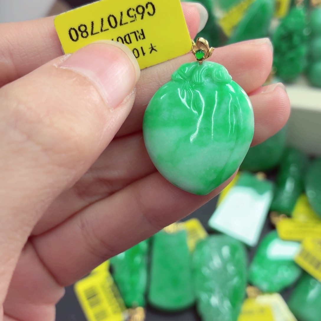 翡翠18K金镶嵌吊坠(不含链)