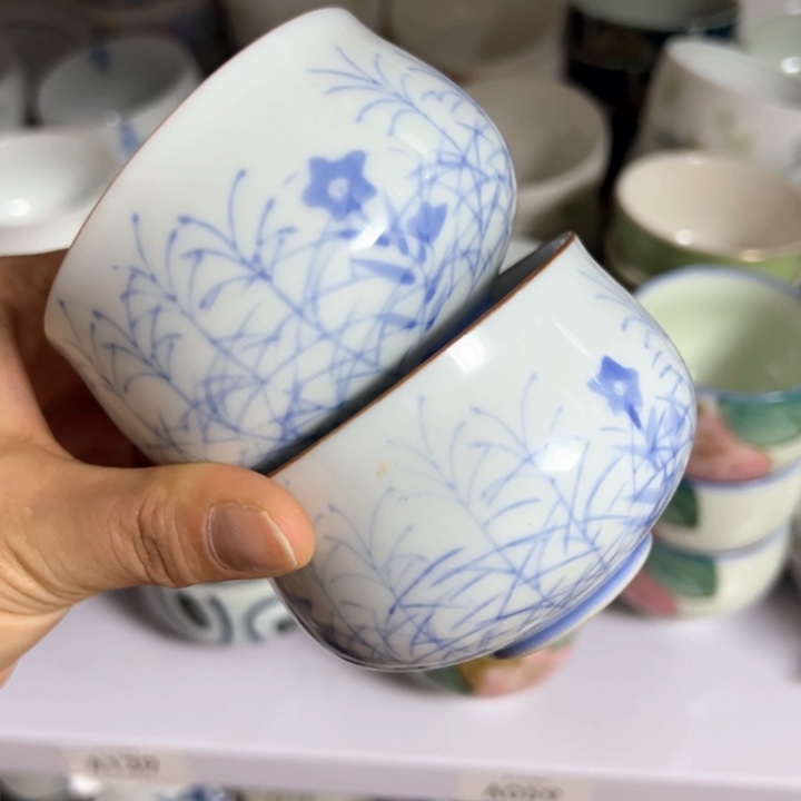 盖碗瓷器直播放漏中